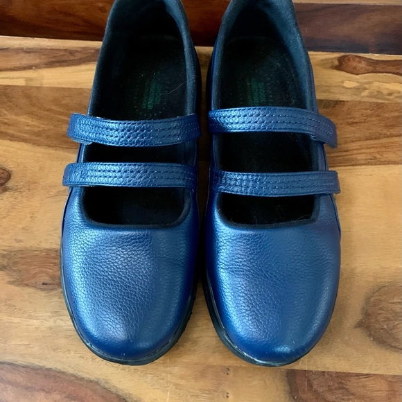 Propet Blue Leather Shock Absorbent Walking Shoes - Picture 2 of 6